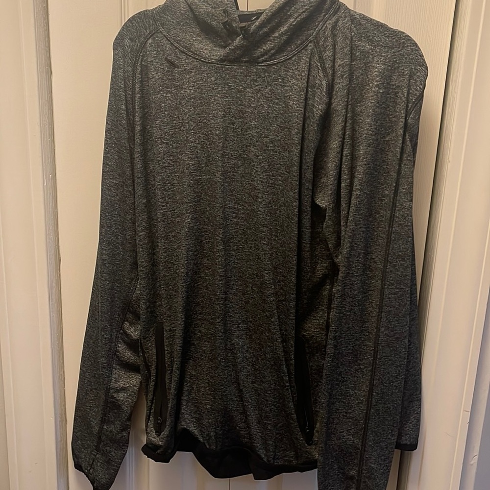 AE pullover hoodie